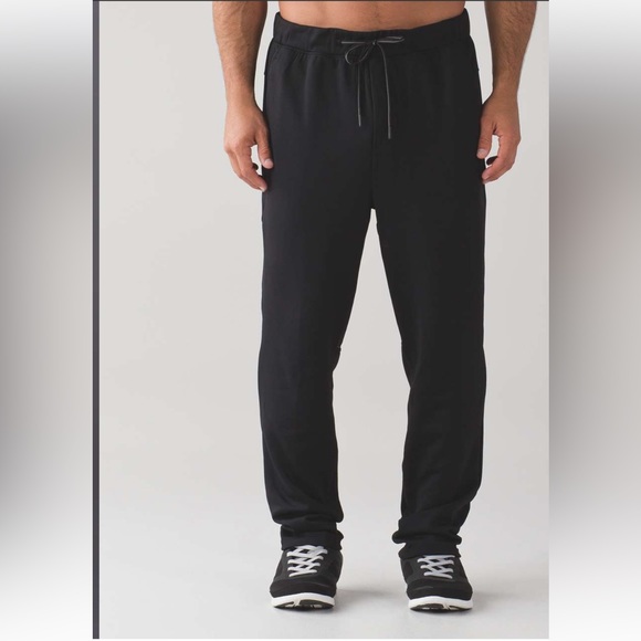 🍾🥂Host pick🎉Lululemon M  Syntech black mens pants 27.5” inseam - Picture 2 of 16